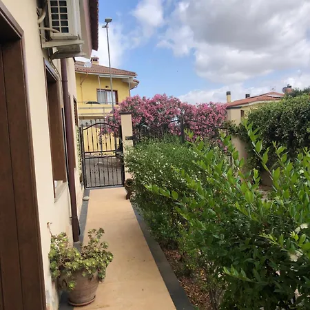 Guspini-casa Vacanze Con Giardino Iun R1321 * 구스피니
