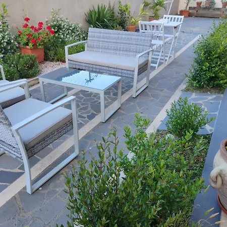 Prázdninový dům Guspini-casa Vacanze Con Giardino Iun R1321